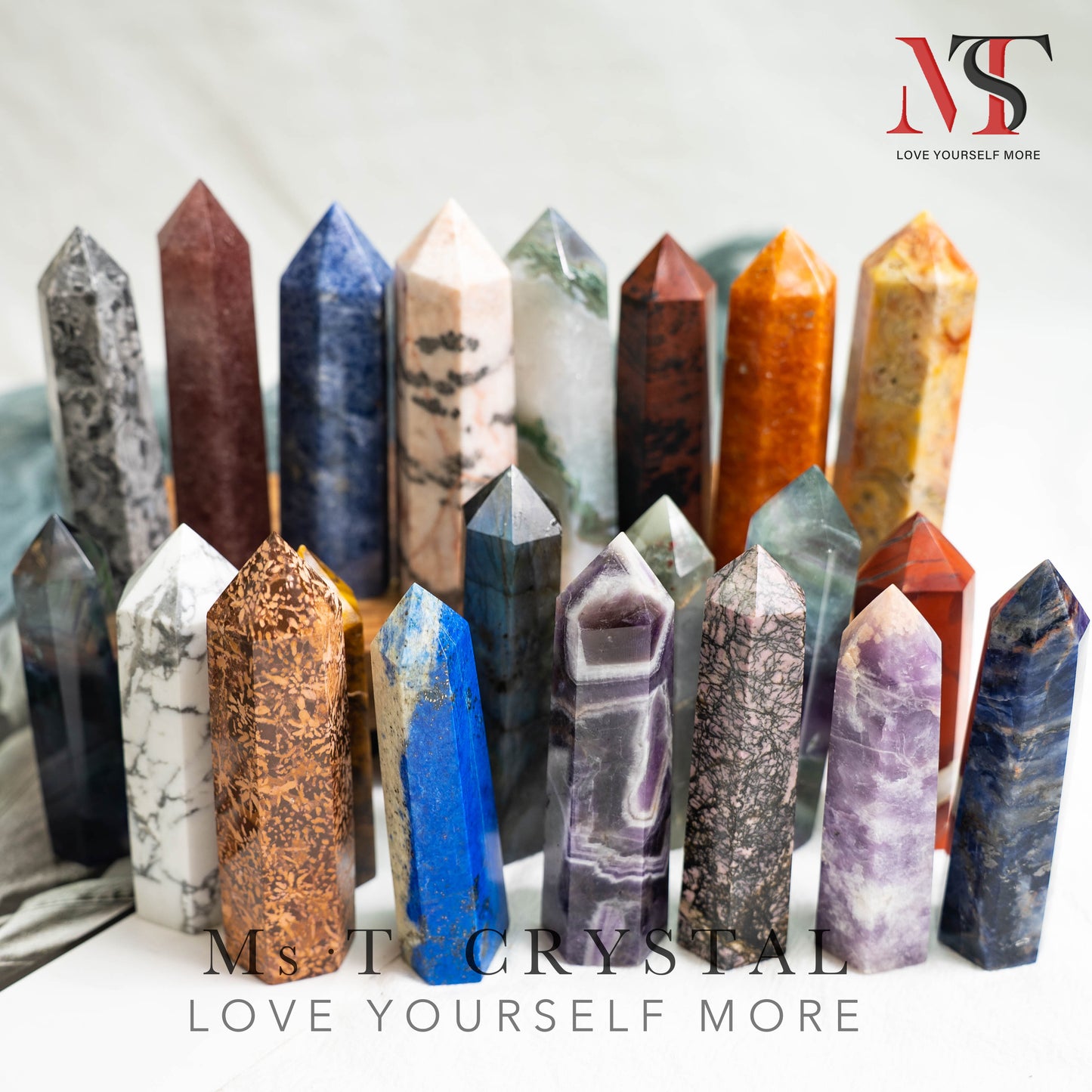 MST natural crystal for random